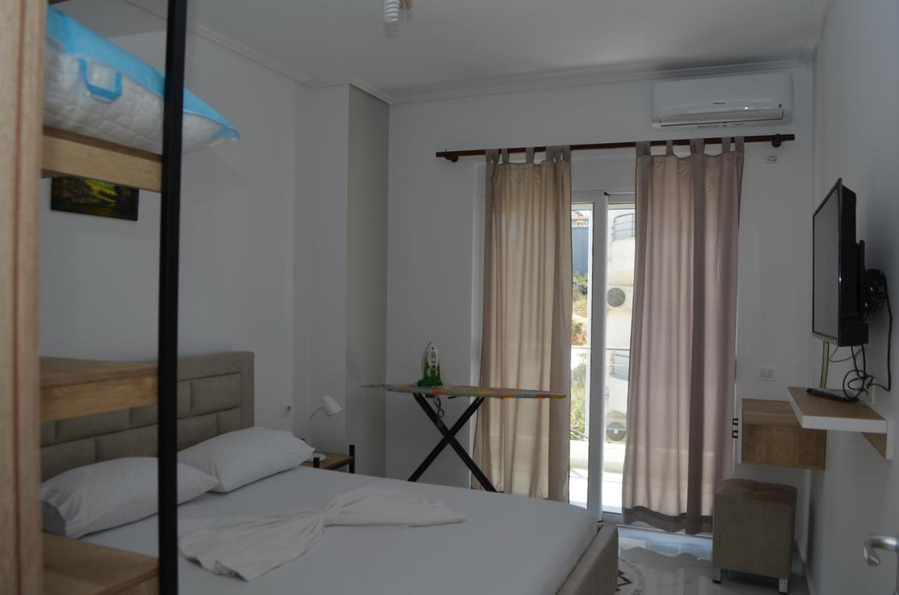 Akil Apartments Sarandë Exterior foto