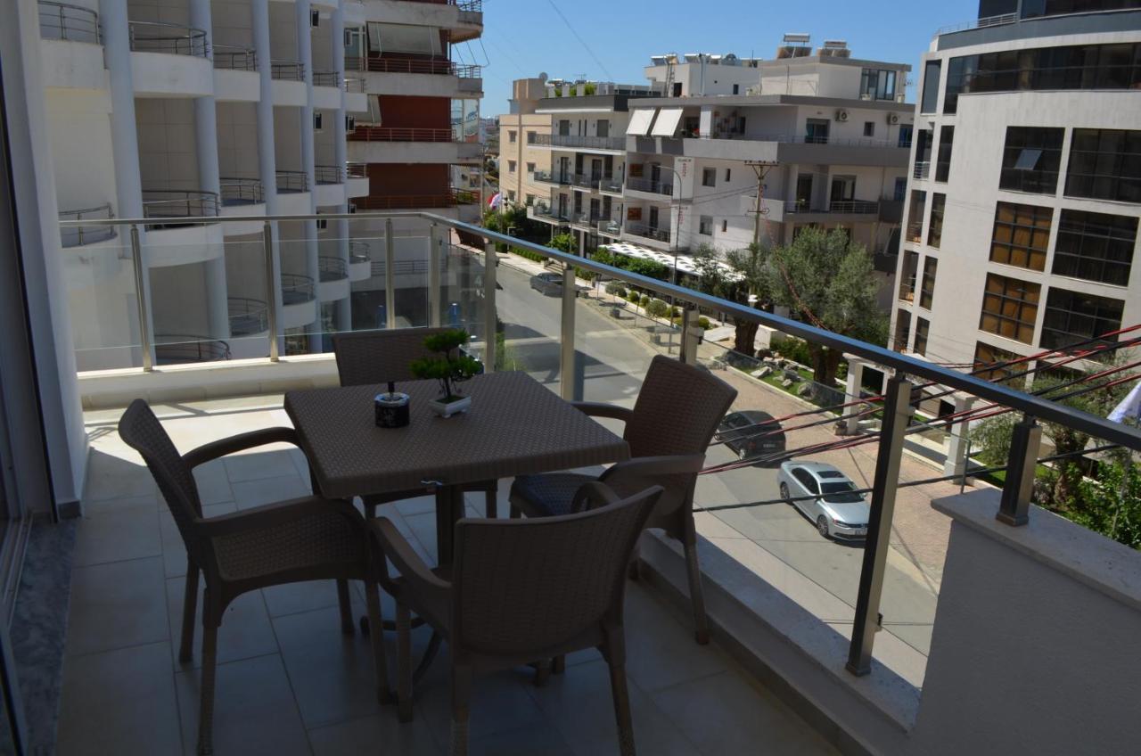 Akil Apartments Sarandë Exterior foto