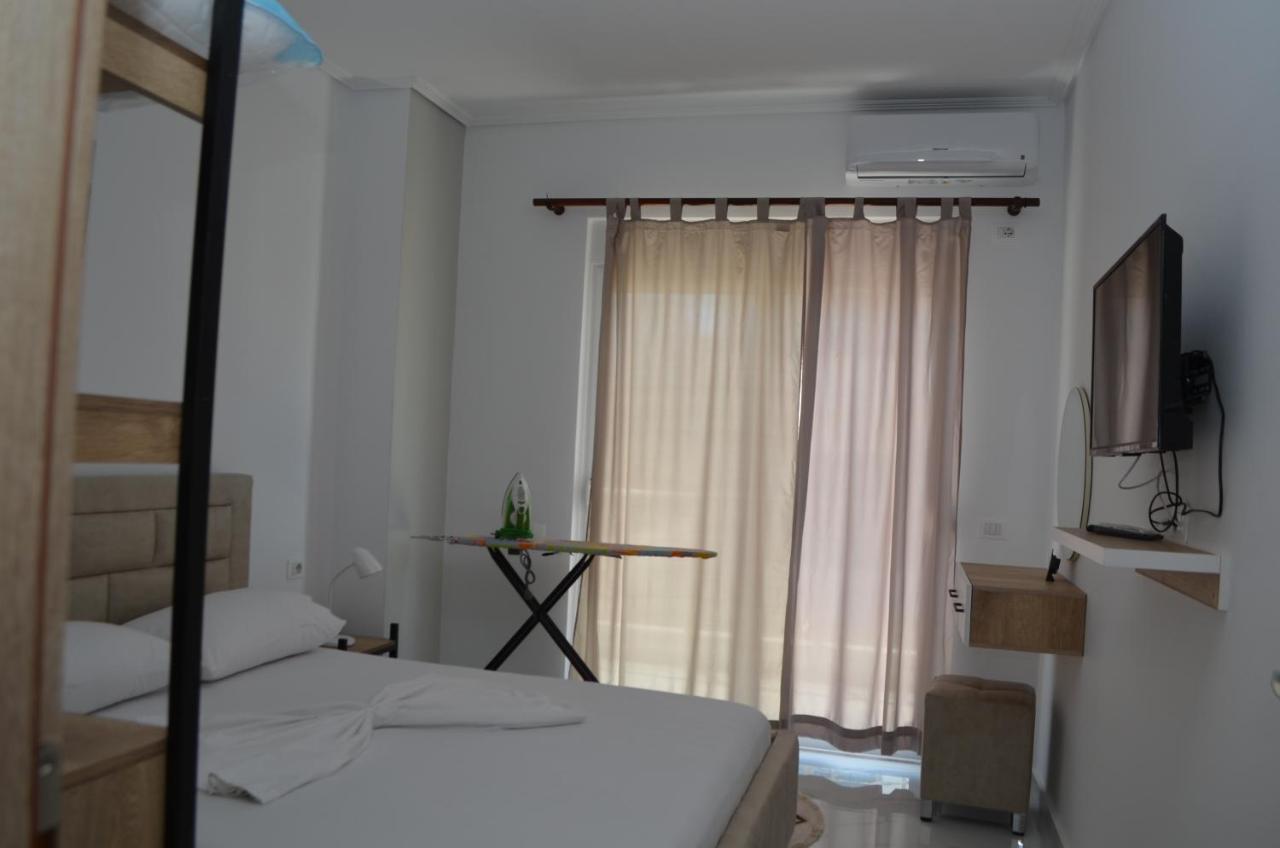 Akil Apartments Sarandë Exterior foto