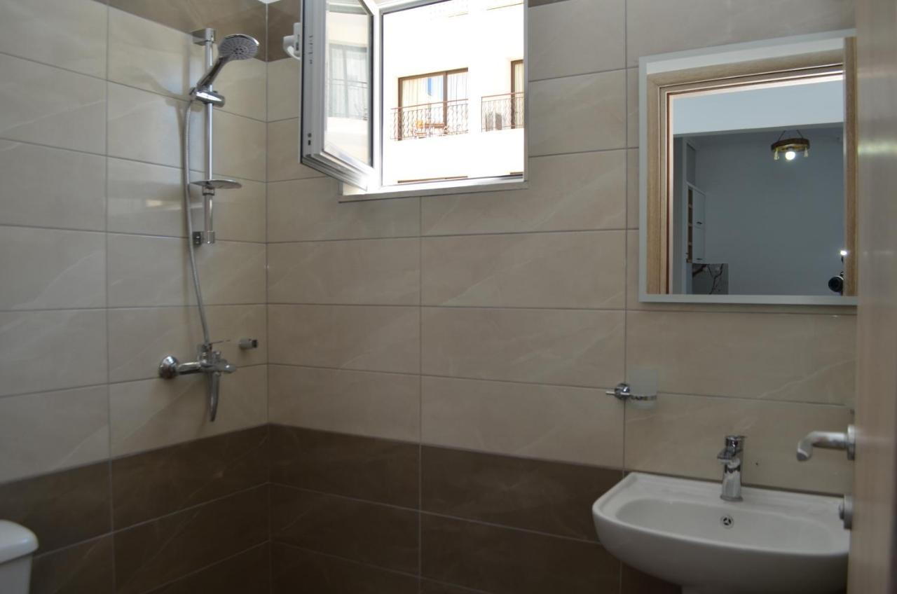 Akil Apartments Sarandë Exterior foto