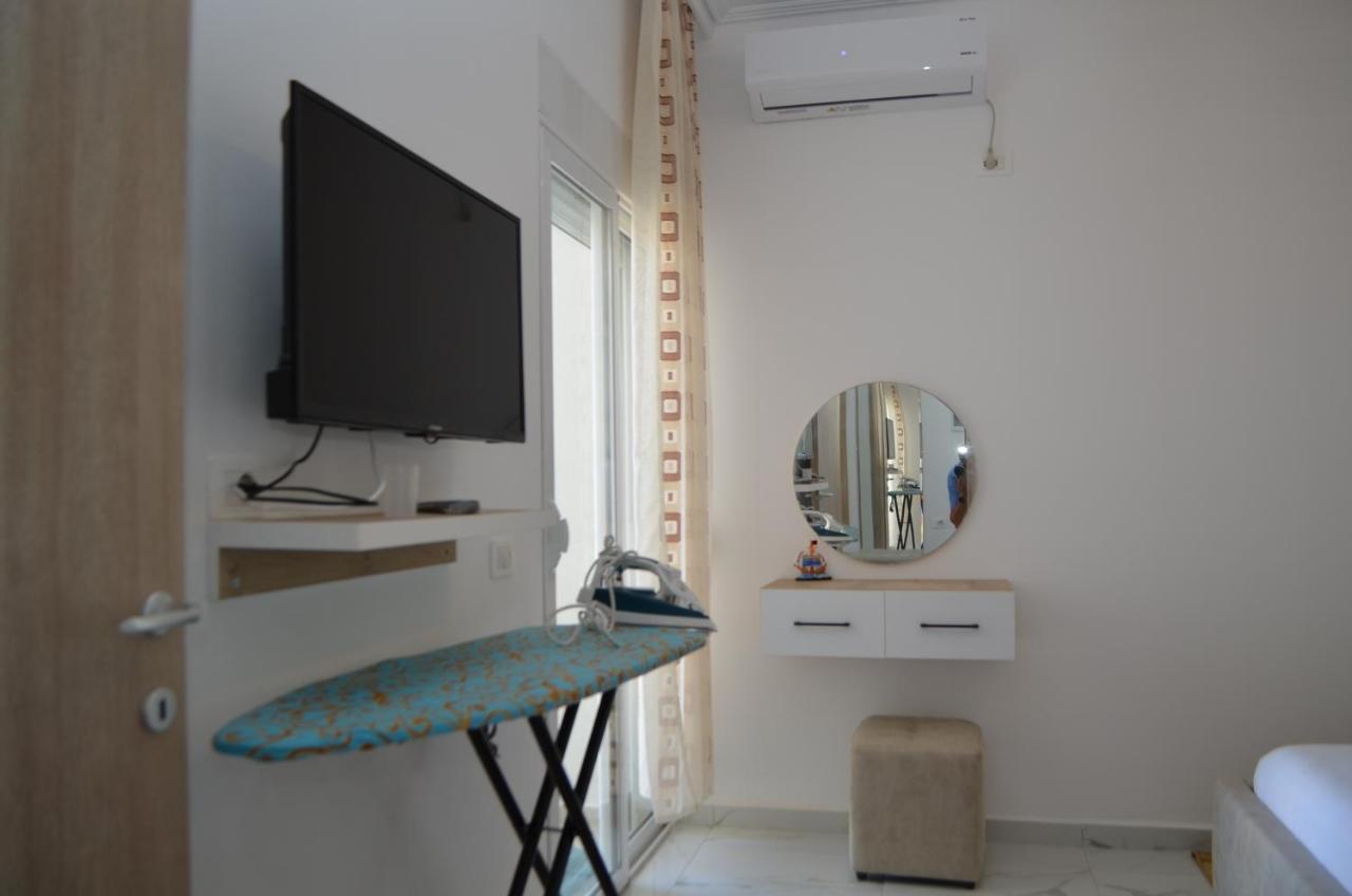 Akil Apartments Sarandë Exterior foto