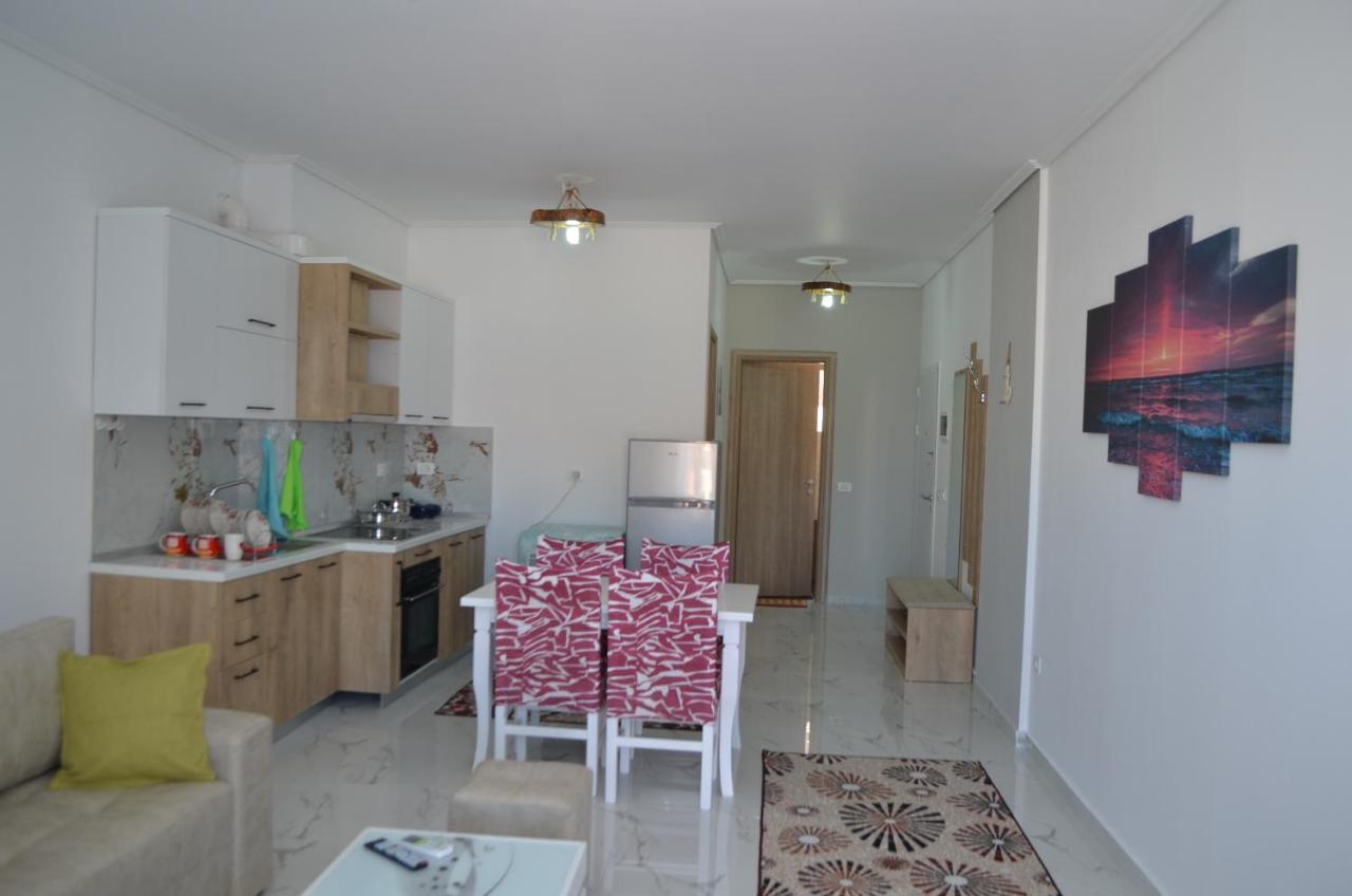 Akil Apartments Sarandë Exterior foto